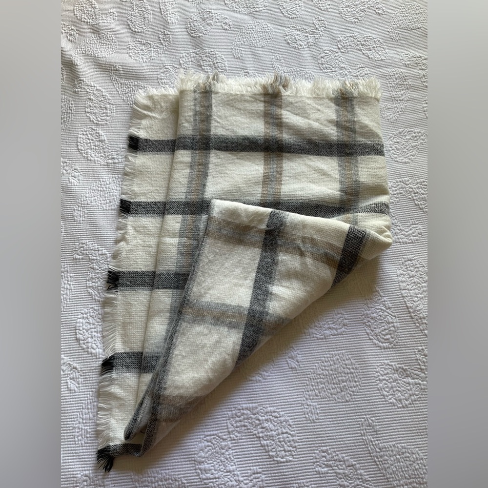 A New Day White and Black Blanket Scarf